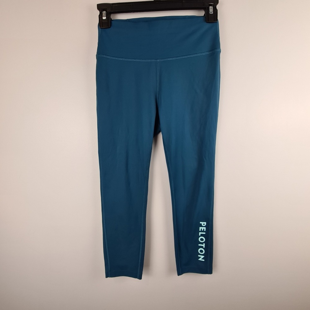 Peloton Women Small‎ Capri Teal Leggings Pants Activewear Logo Cycling Mid Rise